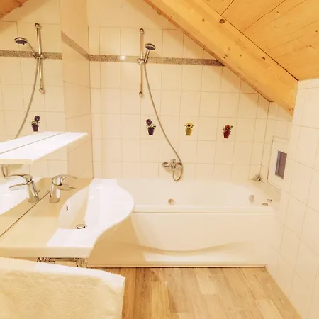 בית נופש Woody Park סנט גאורגן אוב מוראו