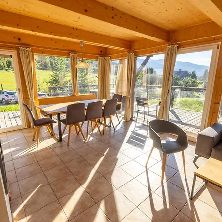 Woody Park בית נופש *